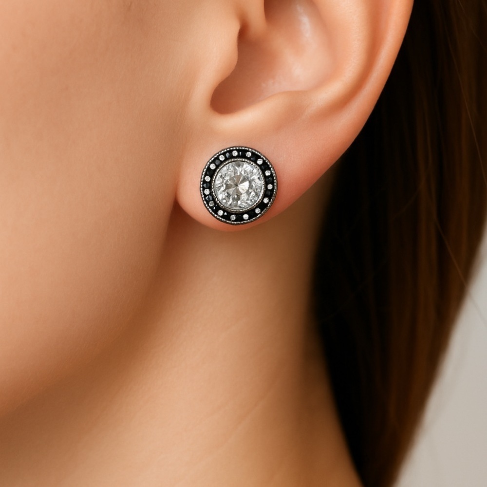 ⚜️ Elegant Boho Radiant Silver Stud Earrings